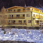 A Casa Residenz Apartment *