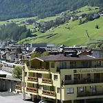A Casa Residenz Apartment *